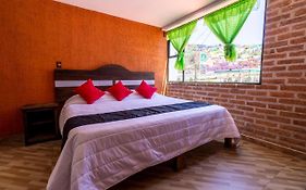 Hotel Marquez
